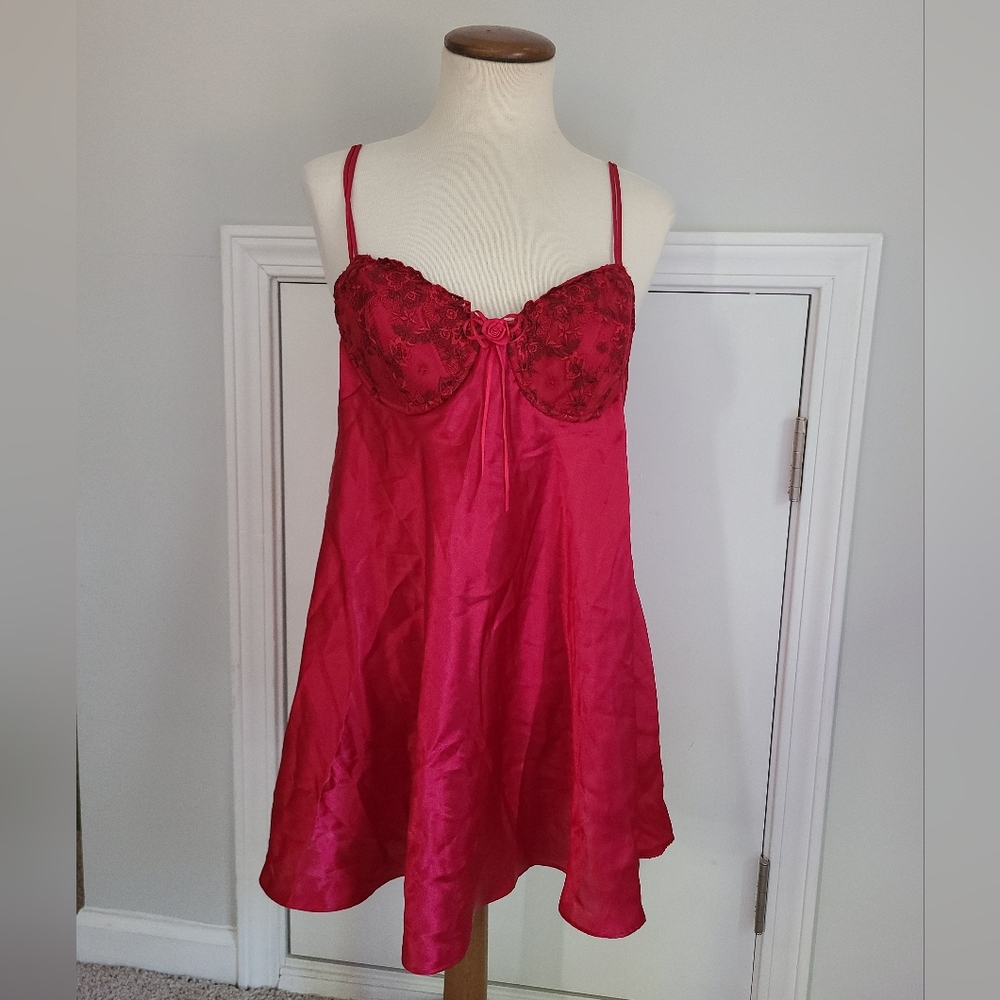 Vintage Gilligan & O’Malley Slip Dress Women’s Size M Satin Rosette Embroidered